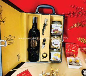 Hộp quà tết 2023 mẫu 108