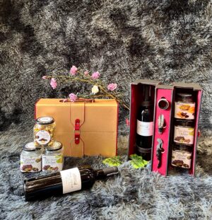 Hộp quà tết 2023 mẫu 111