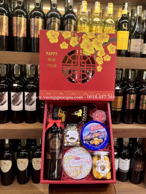 Hộp quà tết 2023 mẫu 95